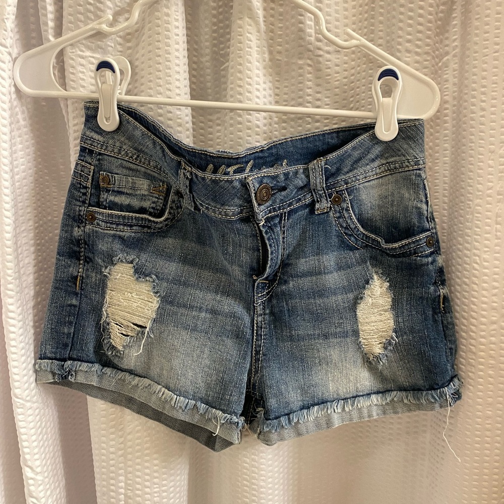Wall Flower denim shorts